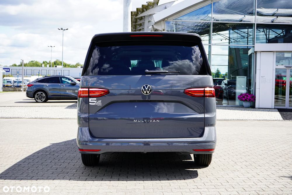 Volkswagen Multivan 2.0 TDI L2 Family DSG - 11