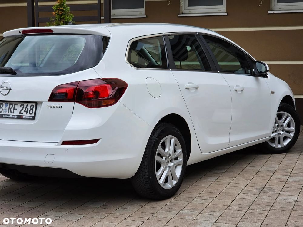 Opel Astra 1.4 Turbo Cosmo - 30