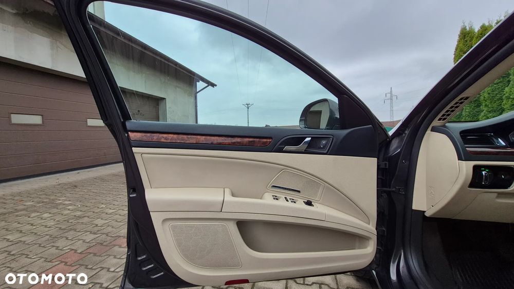 Skoda Superb 2.0 TDI L&K DSG - 15