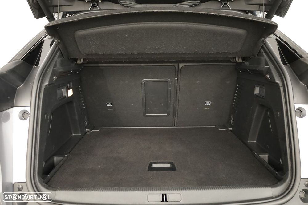 Peugeot 3008 1.2 Hybrid GT e-DCS6 - 24