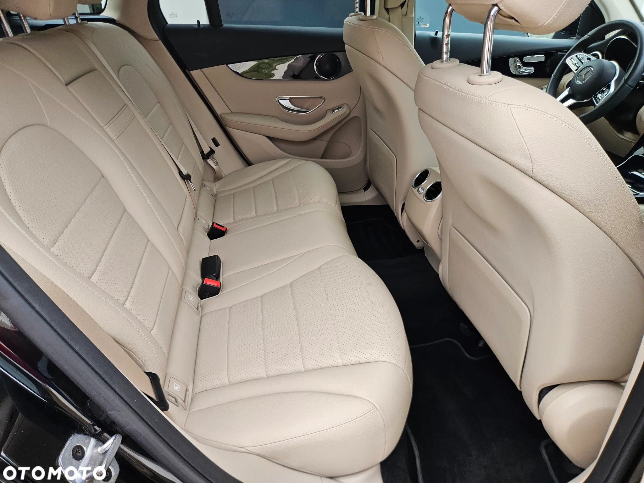 Mercedes-Benz GLC 220 d 4-Matic - 23
