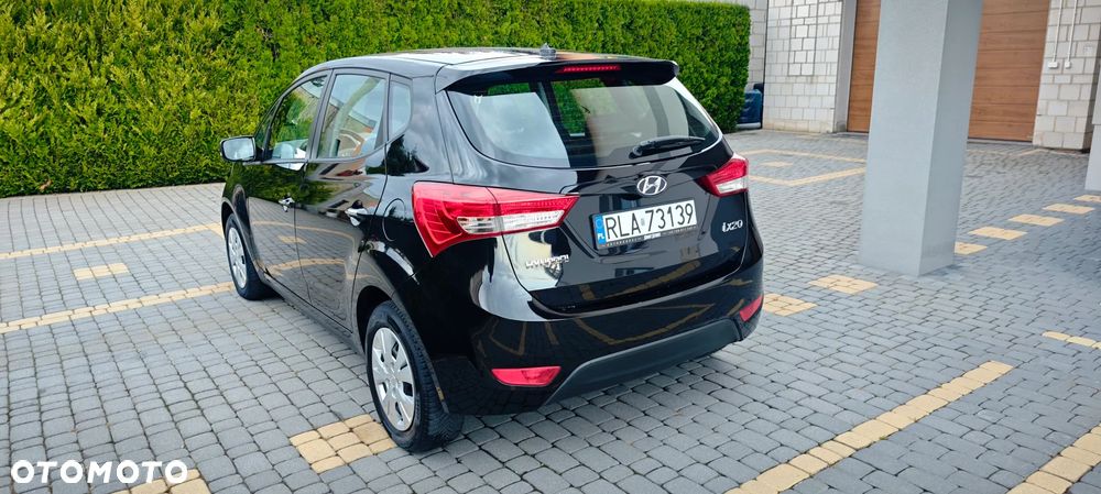 Hyundai ix20 1.4 Comfort blue - 14