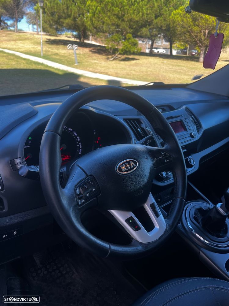 Kia Sportage 1.7 CRDI ISG Xtra Edition - 9