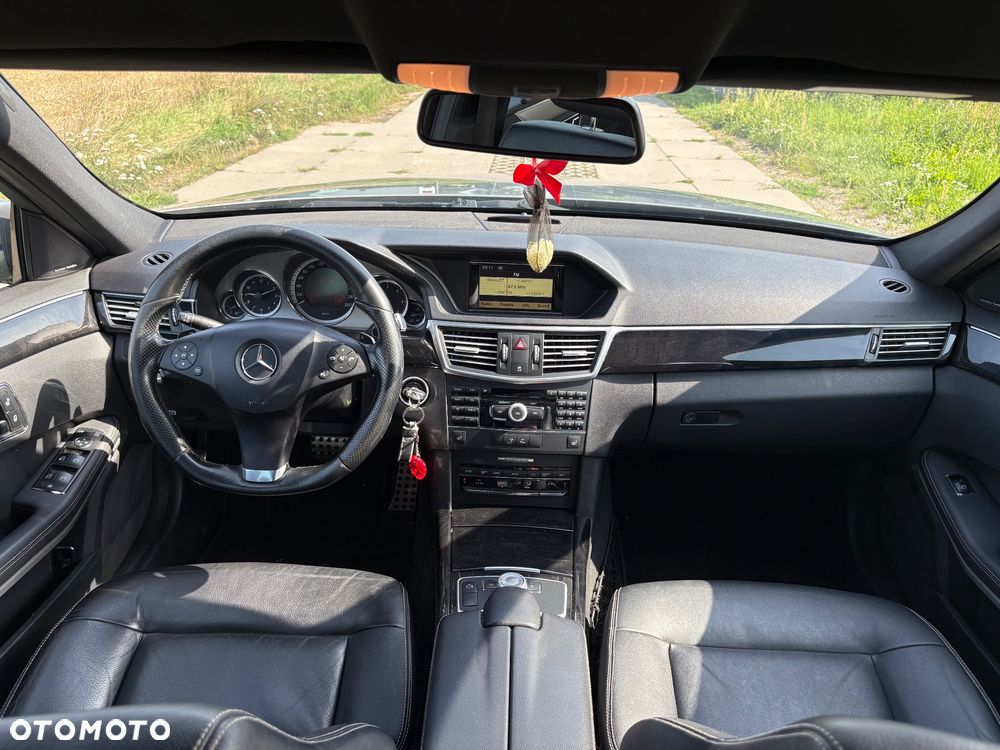 Mercedes-Benz Klasa E 350 CDI DPF BlueEFFICIENCY 7G-TRONIC Avantgarde - 17