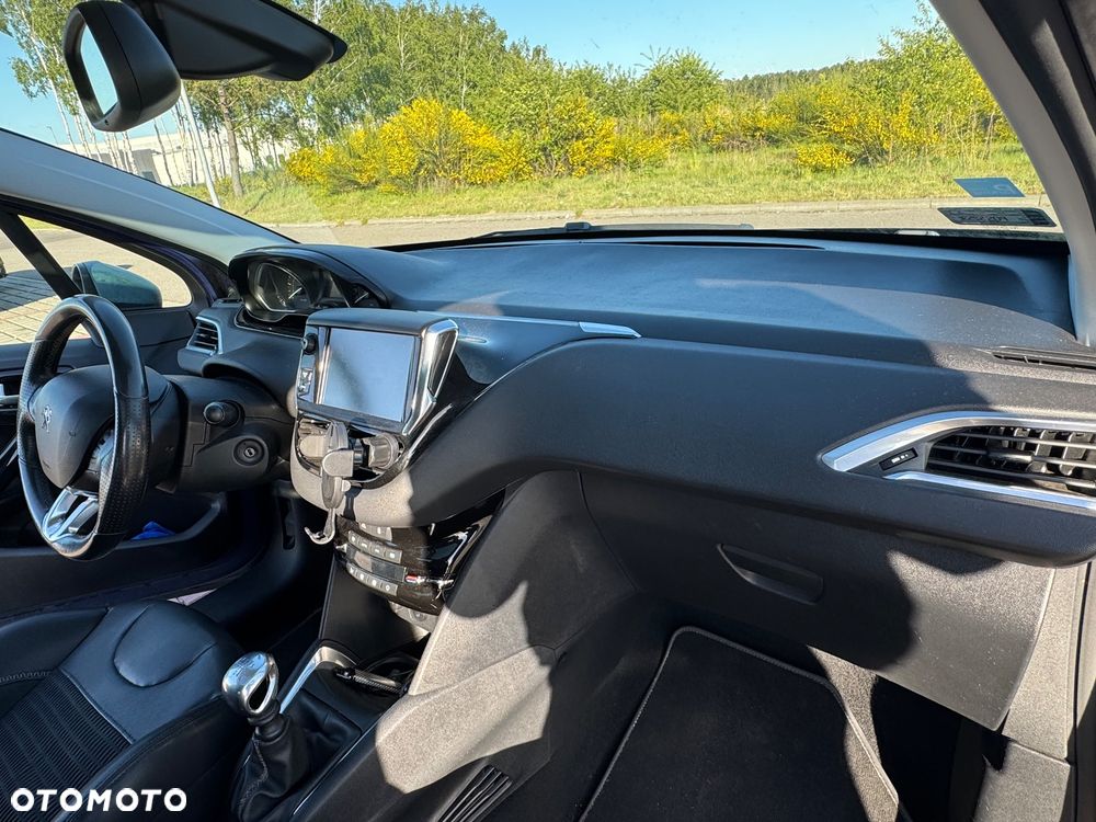 Peugeot 208 1.6 e-HDi Allure STT - 15