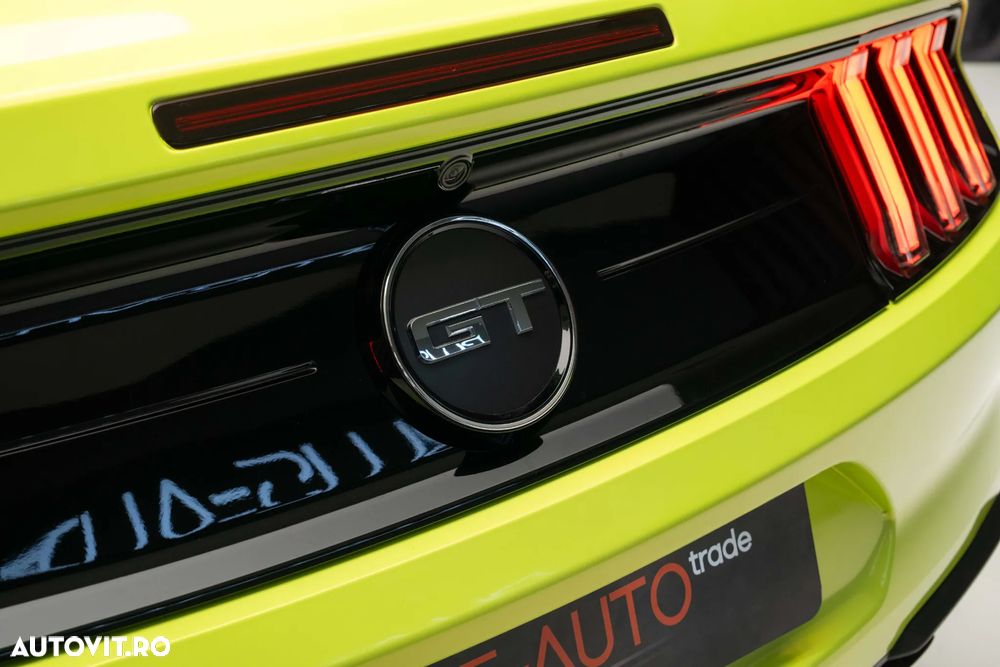 Ford Mustang - 13