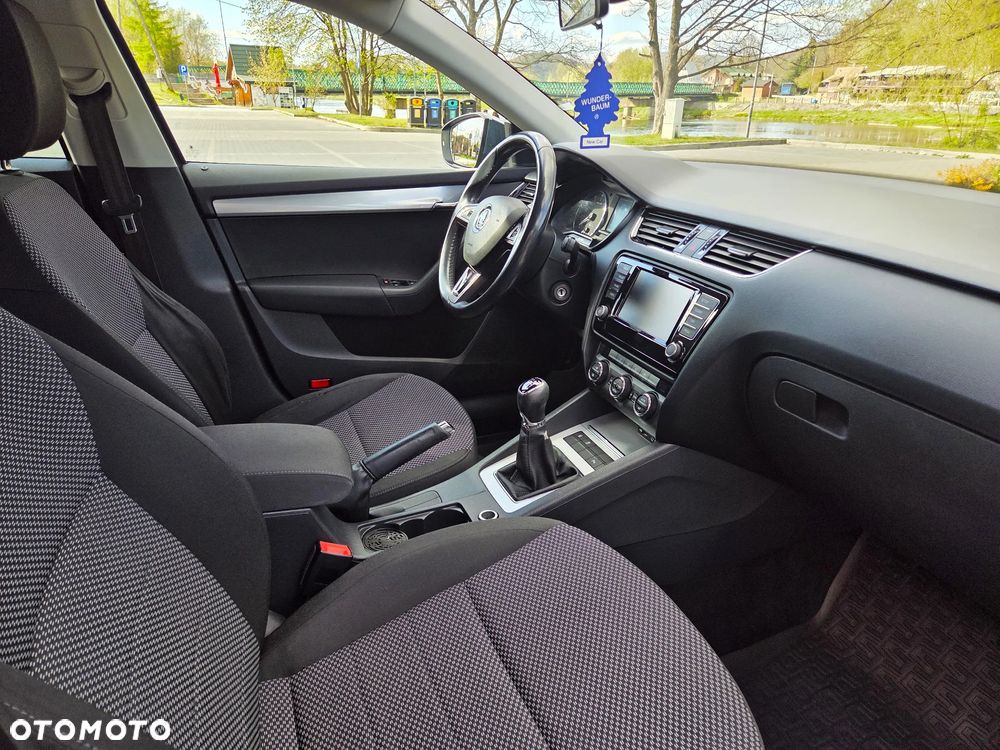 Skoda Octavia 1.4 TSI Ambition - 15