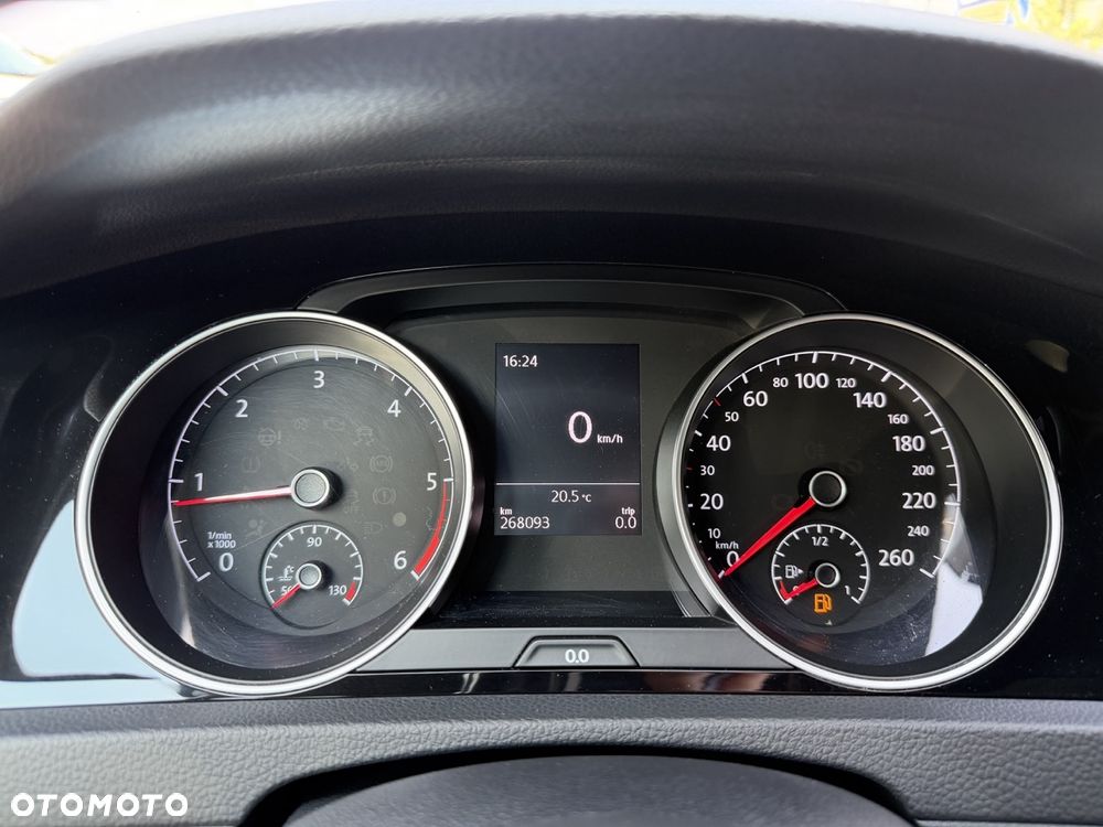 Volkswagen Golf 2.0 TDI (BlueMotion Technology) Highline - 18