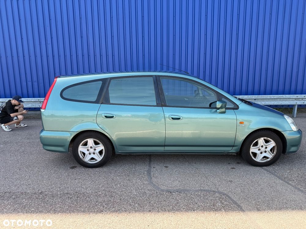 Honda Stream - 6