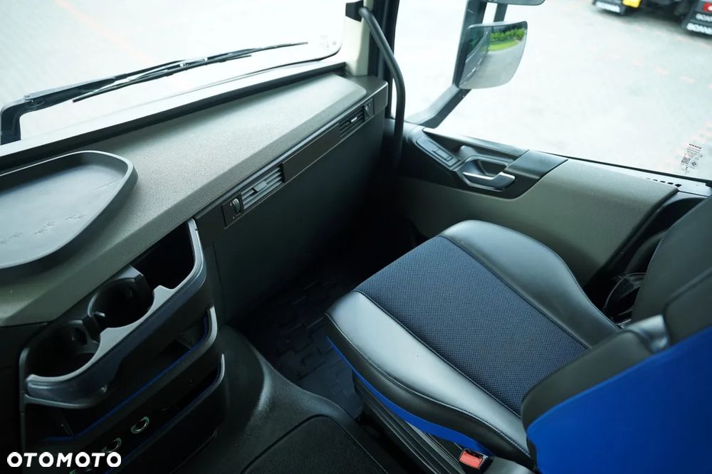 Volvo FH 500 / KLIMA POSTOJOWA  / I-SHIFT / ALUFELGI /  OPONY 100% - 31
