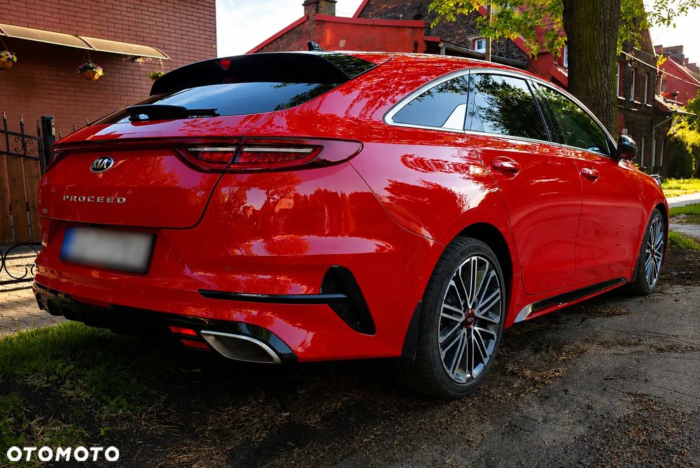 Kia ProCeed - 4