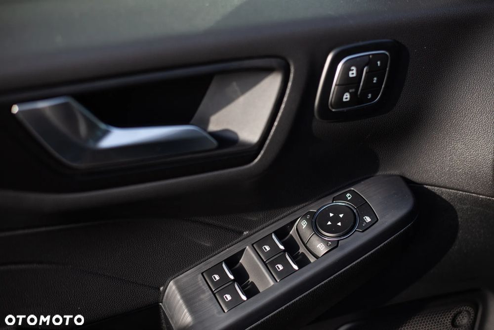 Ford Kuga 2.5P PHEV FWD ST-Line X eCVT - 10