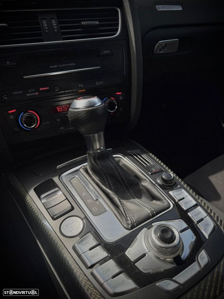Audi RS5 4.2 FSi quattro S tronic Exclusive - 9