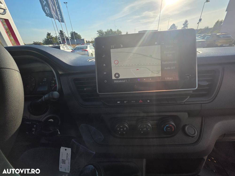 RENAULT Trafic 2025 — imagine 10