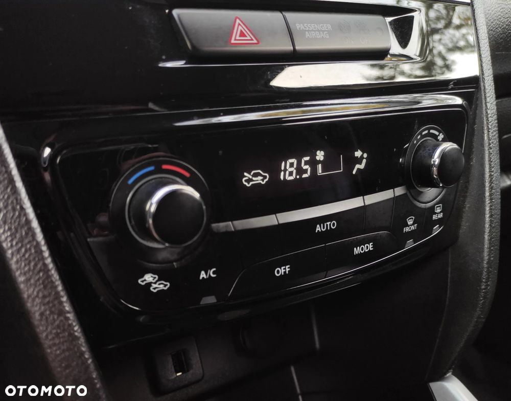 Suzuki Vitara 1.6 Premium 2WD - 16