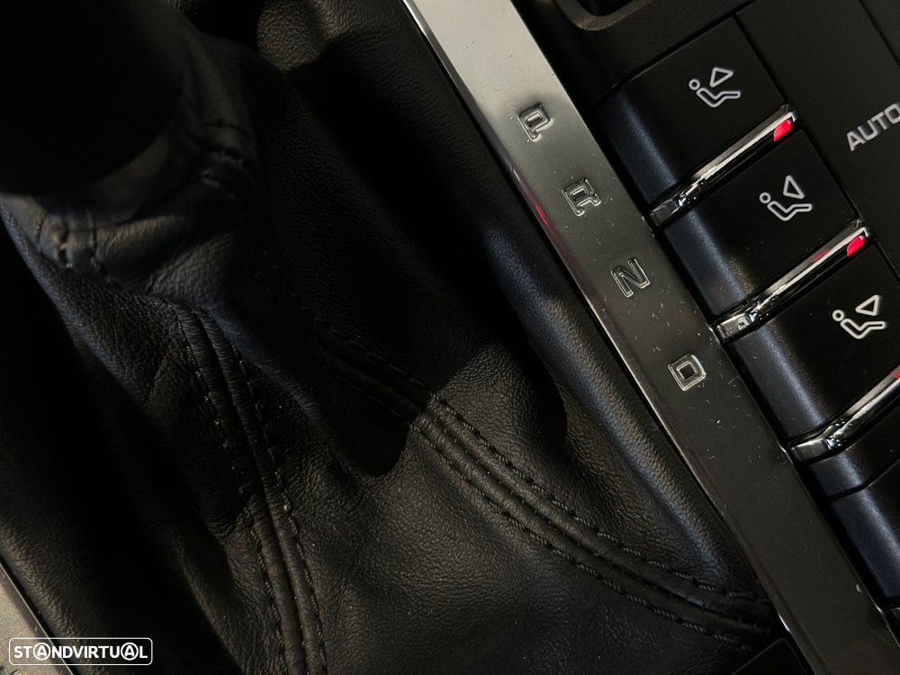 Porsche Macan S - 26