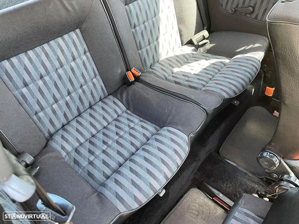 VW Golf Cabriolet - 17