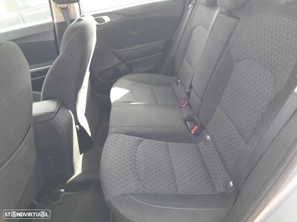 Kia Ceed 1.0 T-GDI Urban - 7
