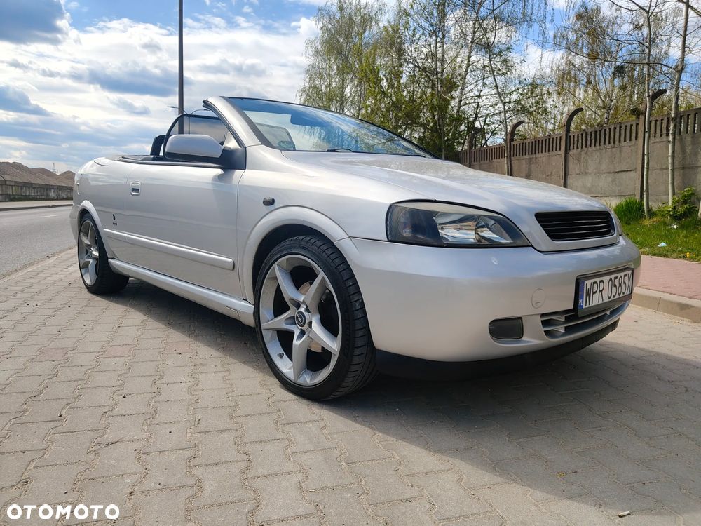 Opel Astra 1.8 Bertone - 17