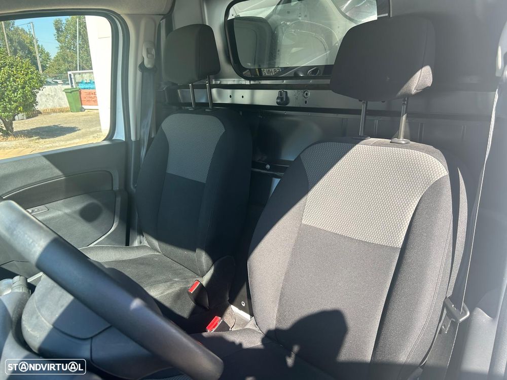 Renault KANGOO 33 KWh NACIONAL IVA DEDUTIVEL SoH de 94,4% 20 MIL KM - 13