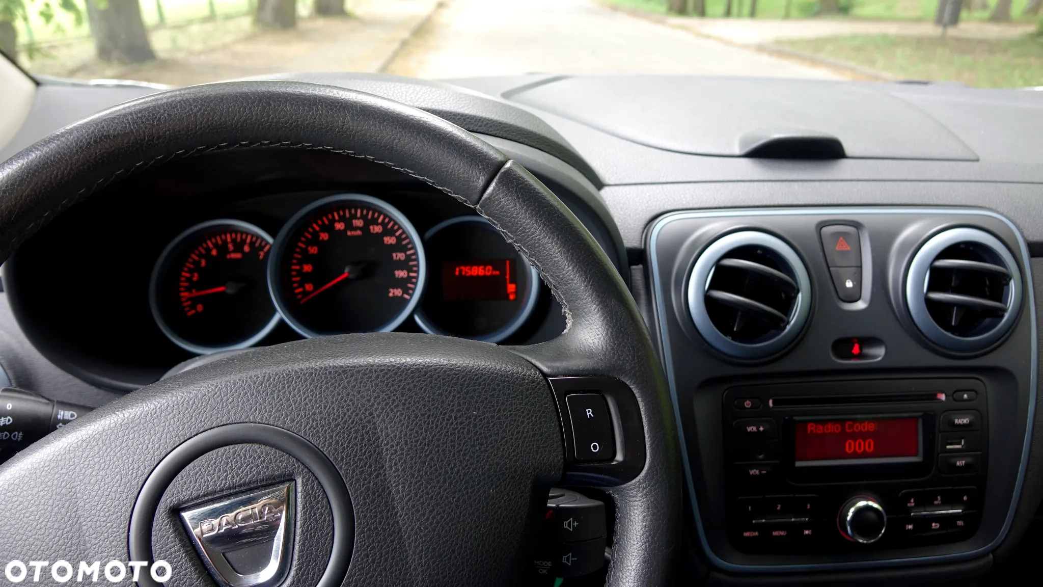 Dacia Lodgy 1.5 dCi Stepway - 18
