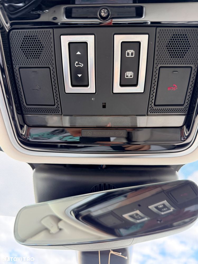 Land Rover Range Rover Velar 2020 photo 4