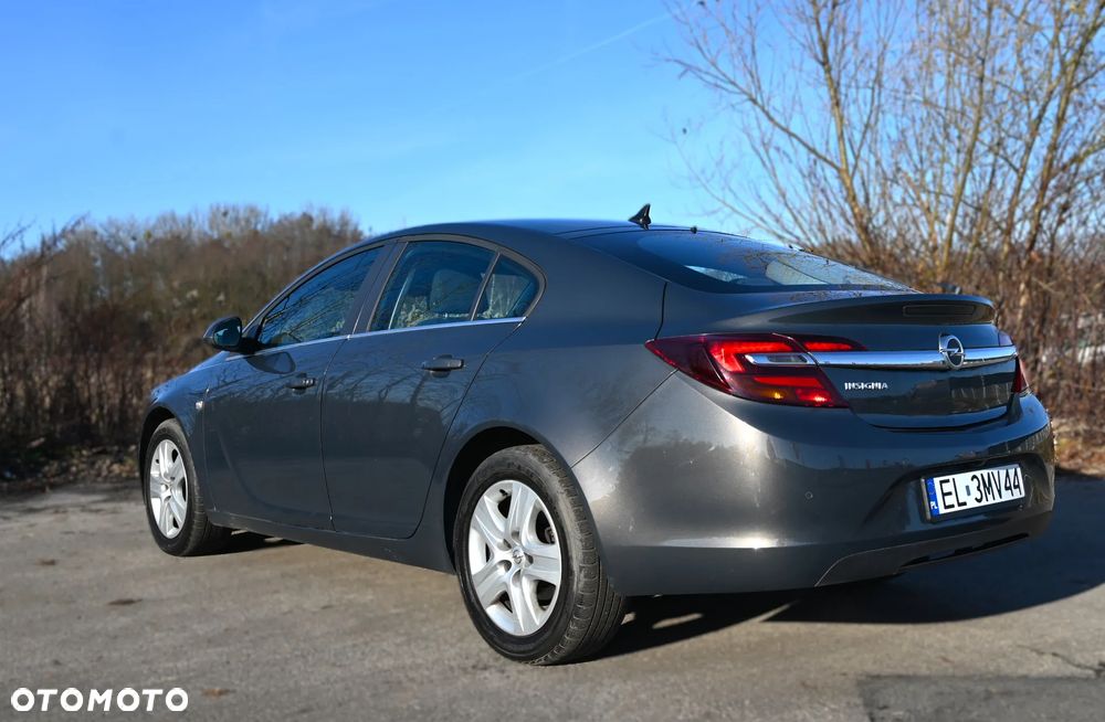 Opel Insignia - 14
