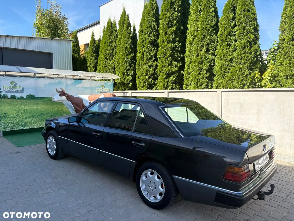 Mercedes-Benz W124 (1984-1993) - 1