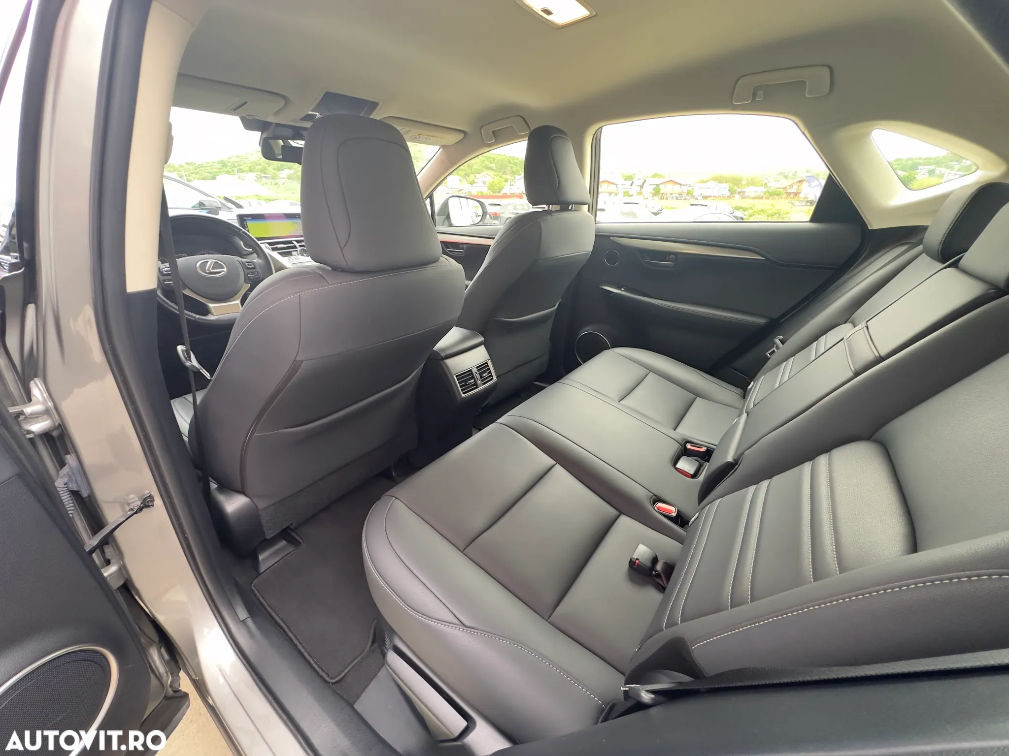 Lexus Seria NX 300h AWD Executive Plus - 19