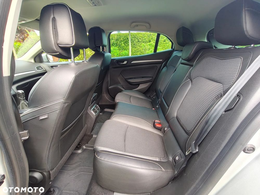 Renault Megane ENERGY TCe 130 INTENS - 11