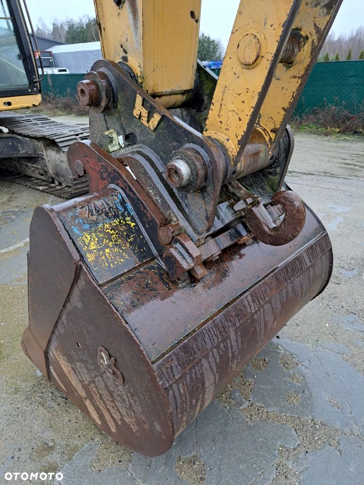 Caterpillar 318BL - 11