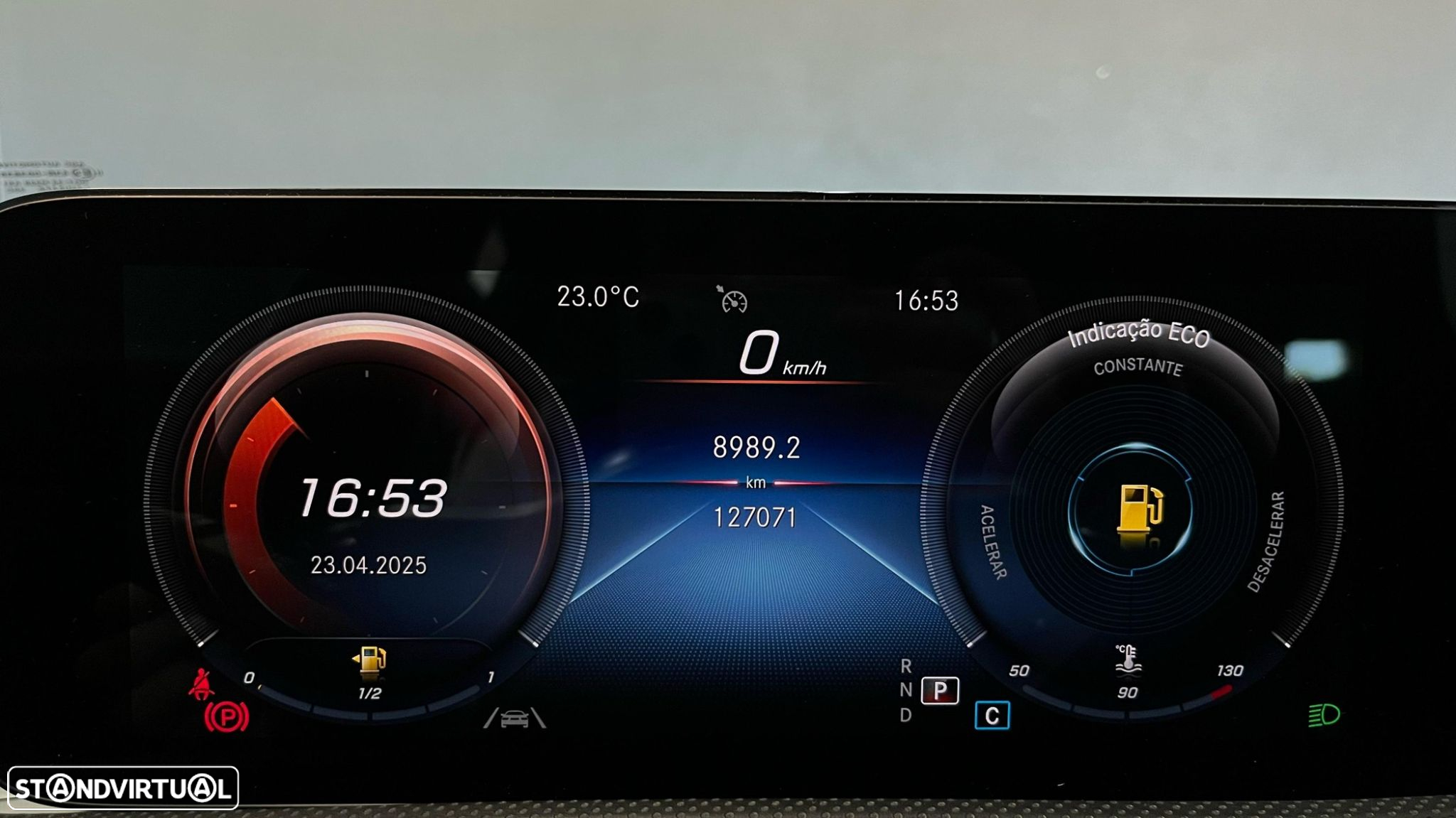 Mercedes-Benz CLA 220 d Shooting Brake AMG Line Aut. - 43