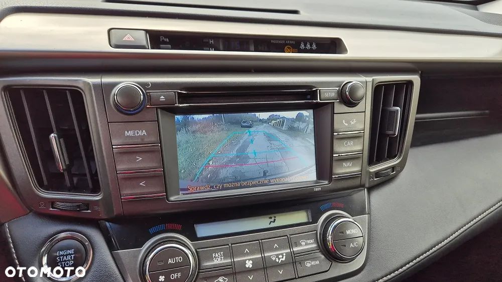 Toyota RAV4 2.0 D-4D Premium - 7