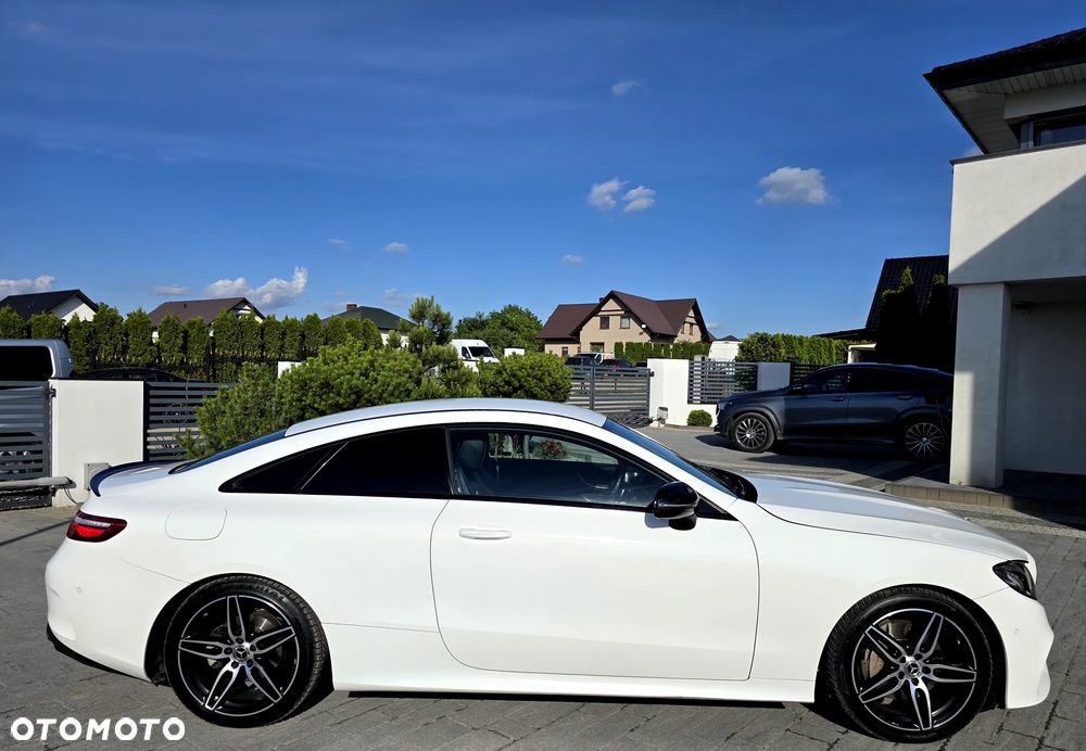 Mercedes-Benz Klasa E - 19
