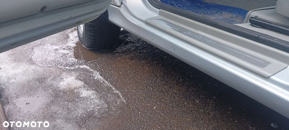 Renault Scenic 2.0 16V Alize - 29