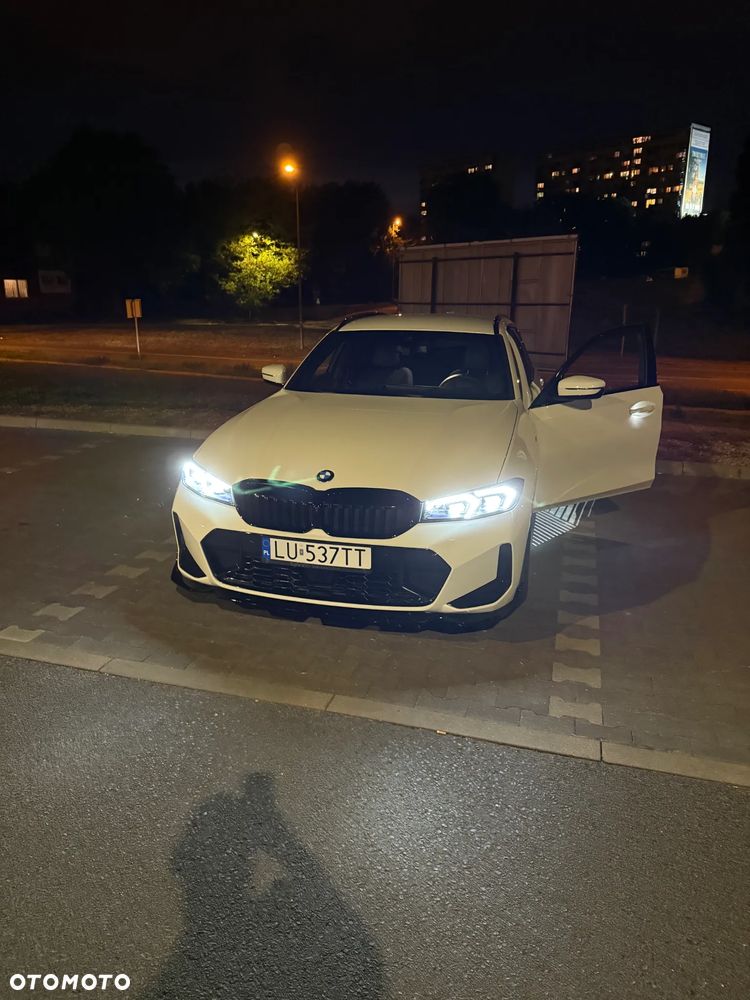 BMW Seria 3 330i xDrive M Sport - 3