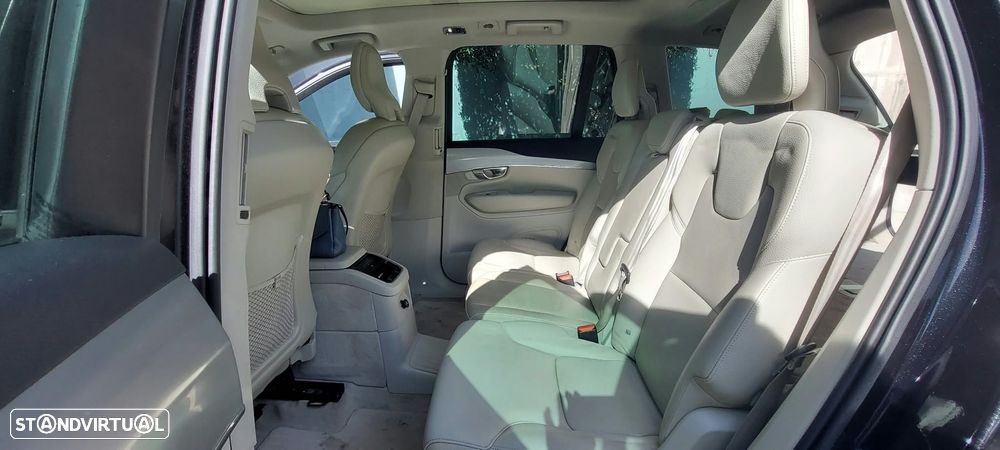 Volvo XC 90 - 12