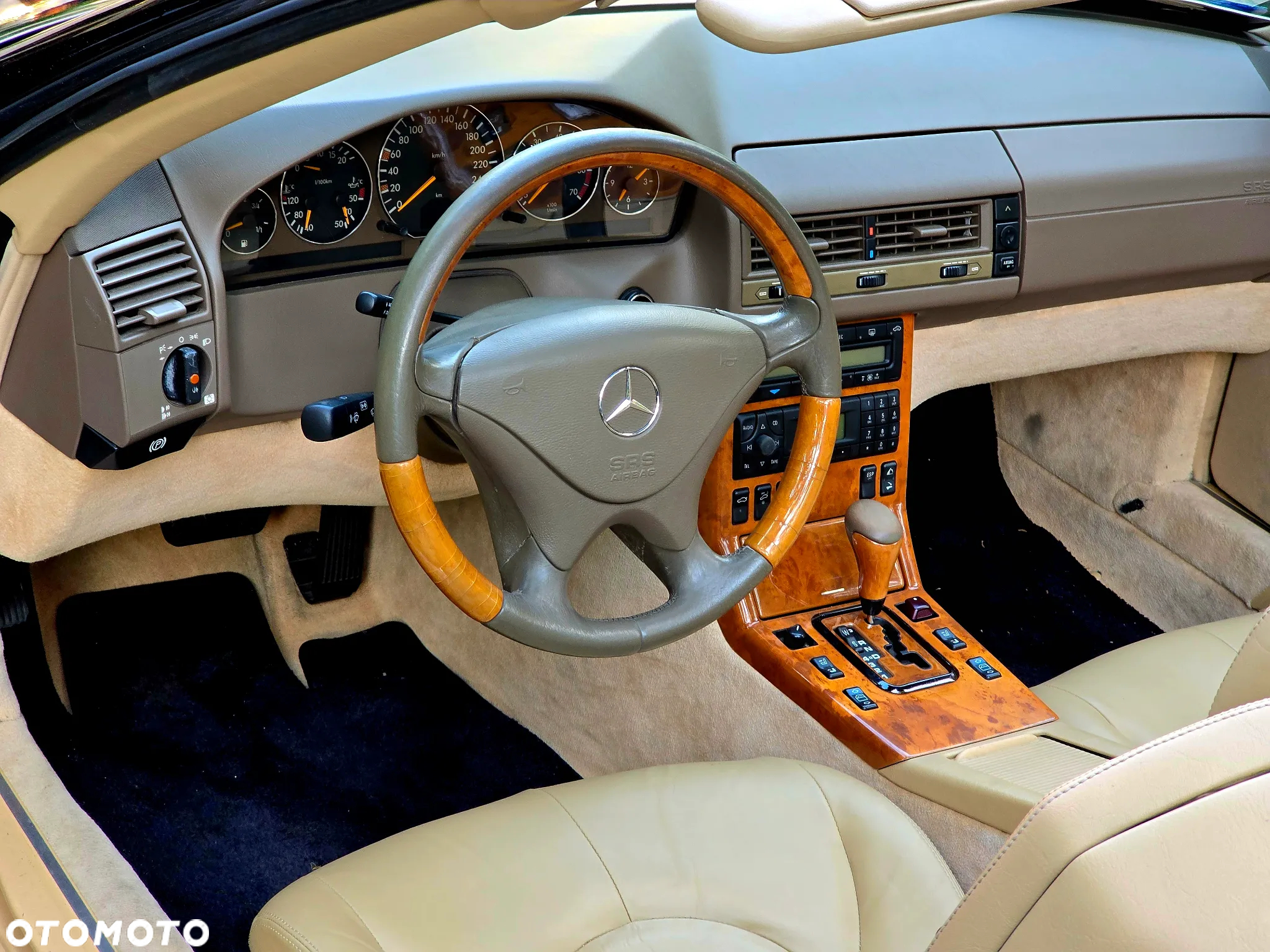 Mercedes-Benz SL 500 - 21
