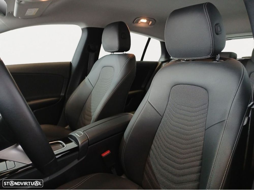 Mercedes-Benz CLA 180 - 8
