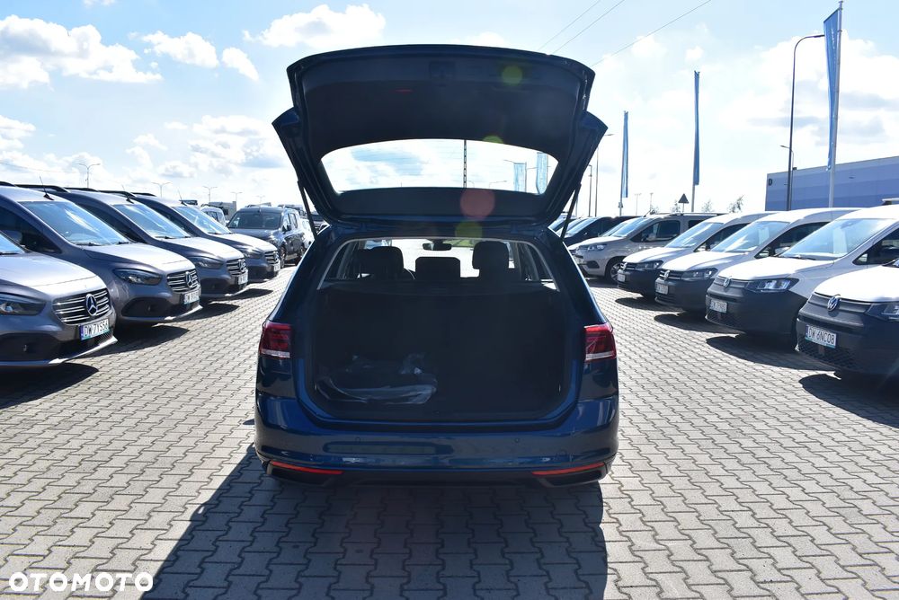 Volkswagen Passat Variant - 13