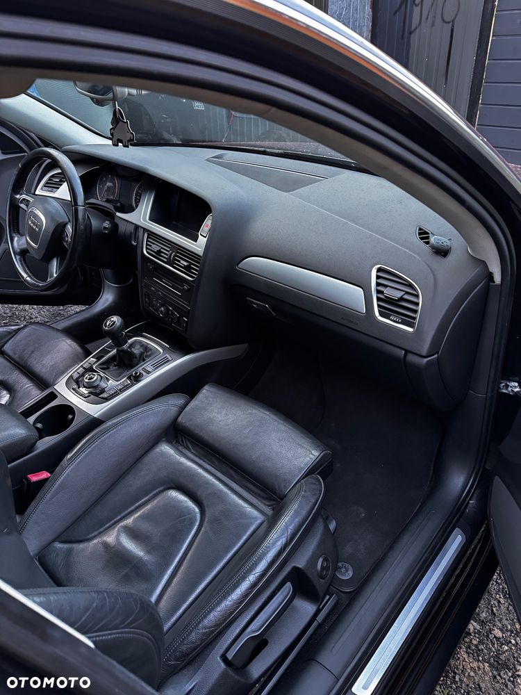 Audi A4 Avant - 11