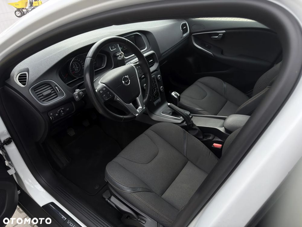 Volvo V40 Cross Country D3 Summum - 9