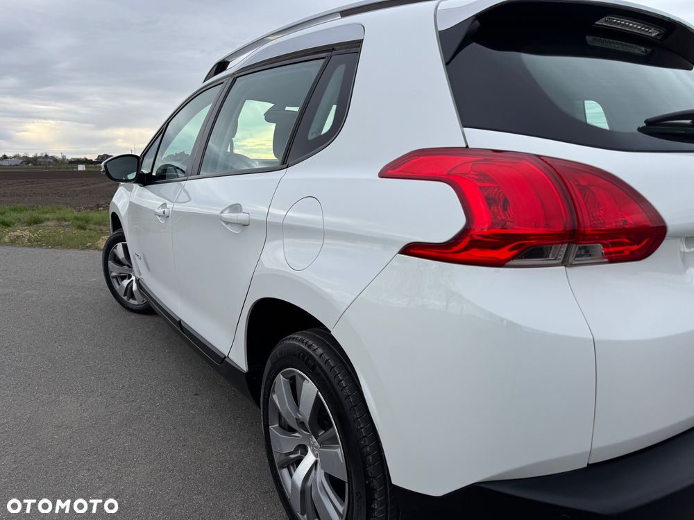 Peugeot 2008 e-HDi FAP 115 STOP & START Business-Line - 19