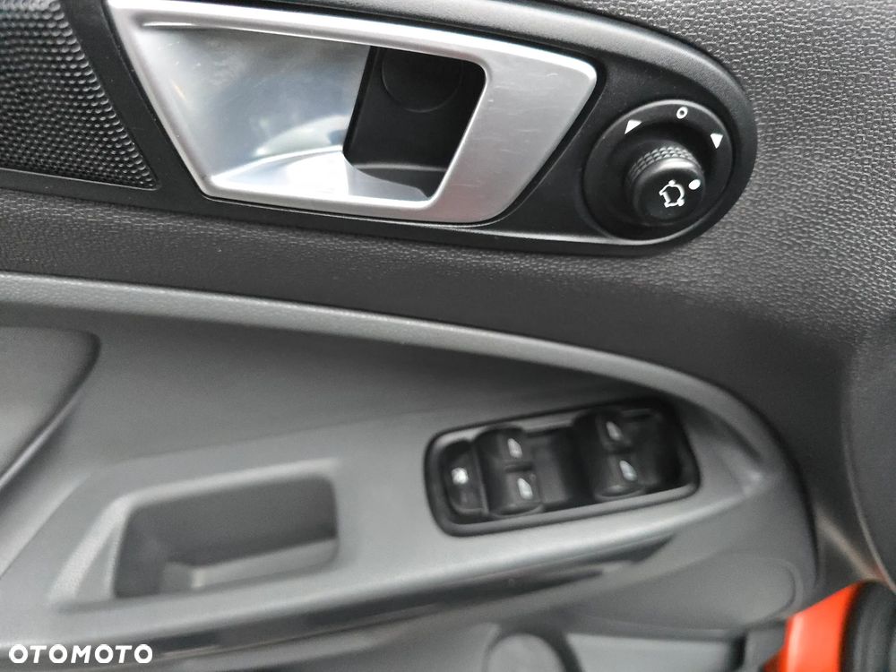 Ford EcoSport 1.0 EcoBoost TREND - 11