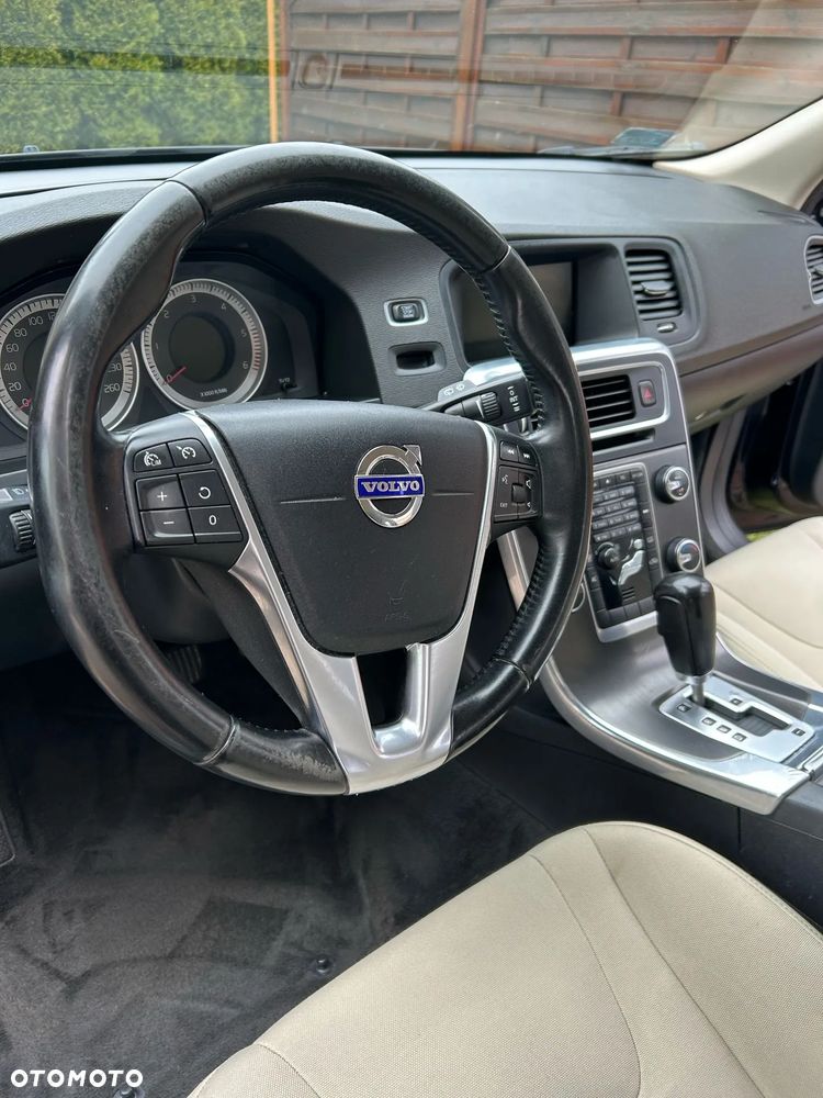 Volvo V60 - 9