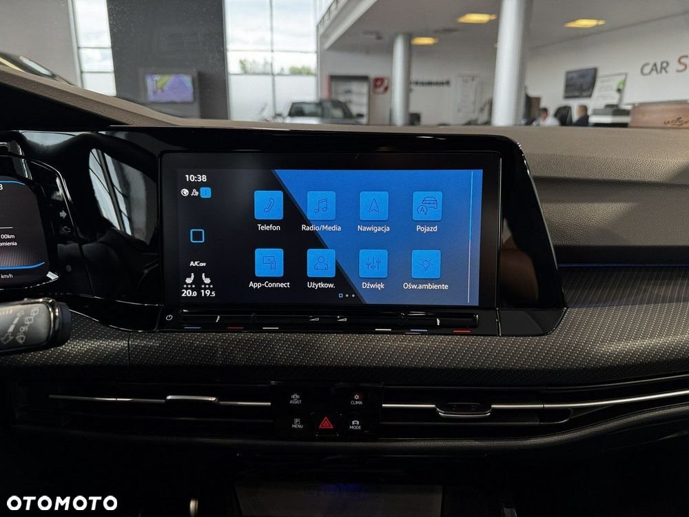 Volkswagen Golf - 29