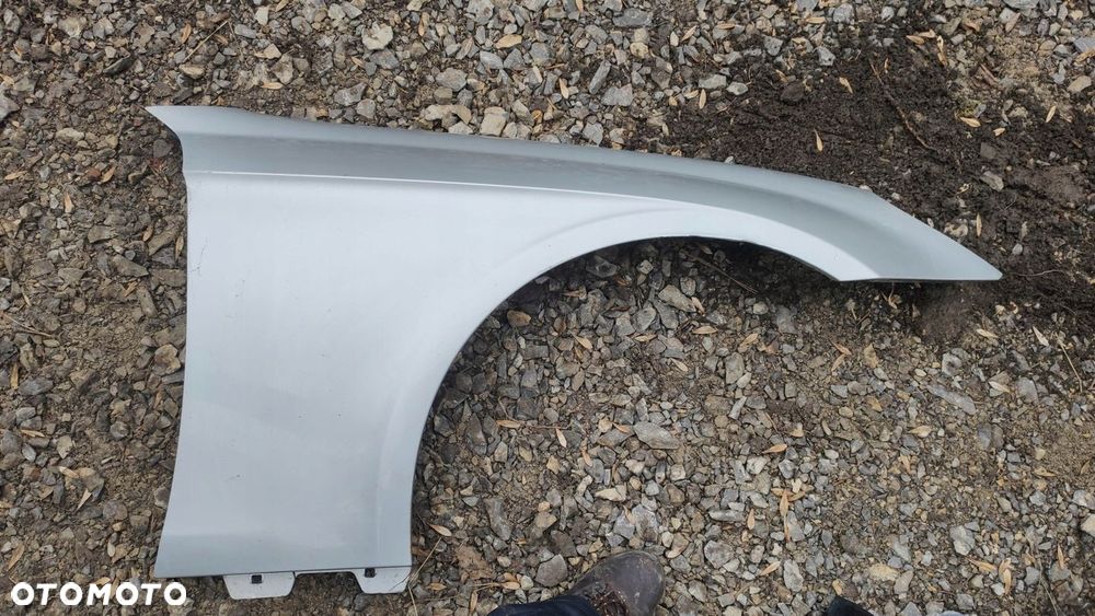 WS BŁOTNIK PRAWY PRZÓD MERCEDES CLS W219 775 - 1