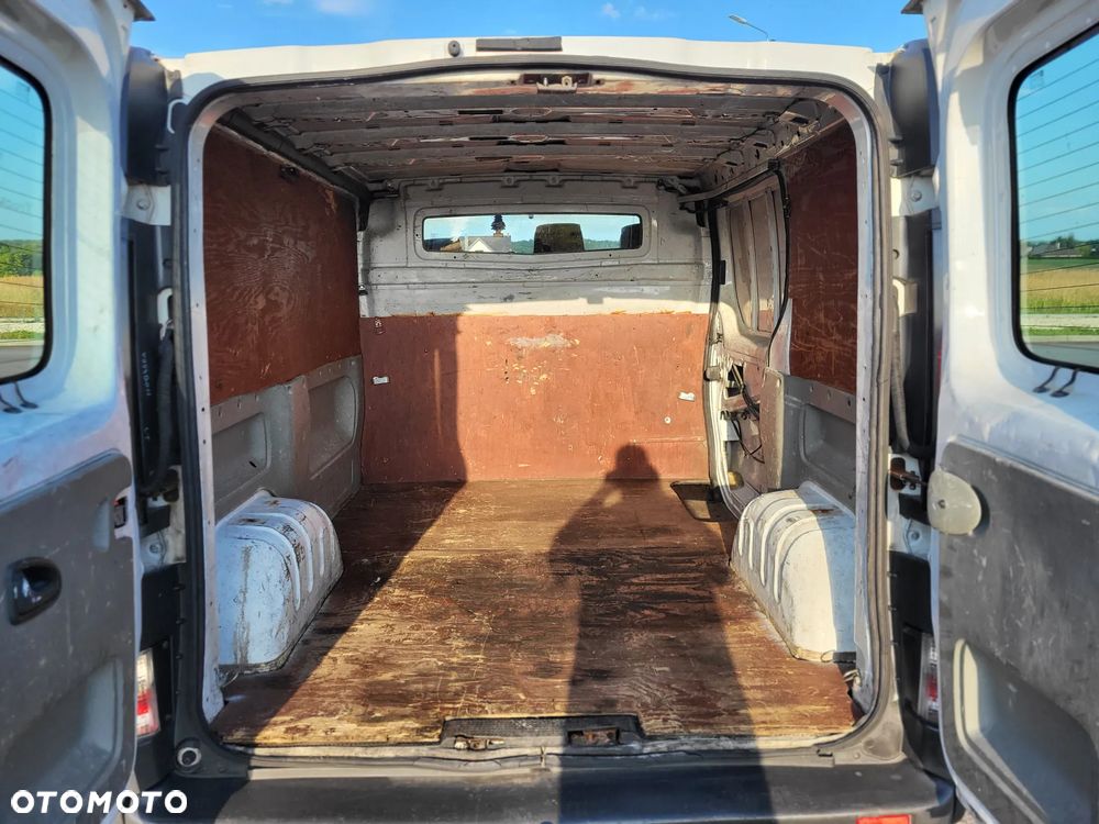 Renault Trafic - 8