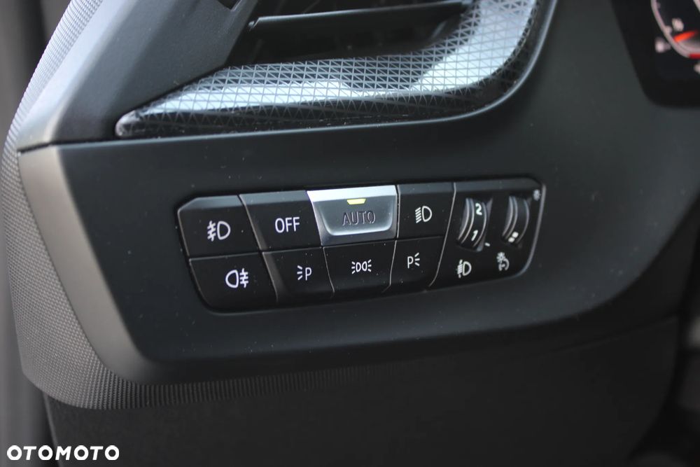BMW Seria 2 218i M Sport sport - 25