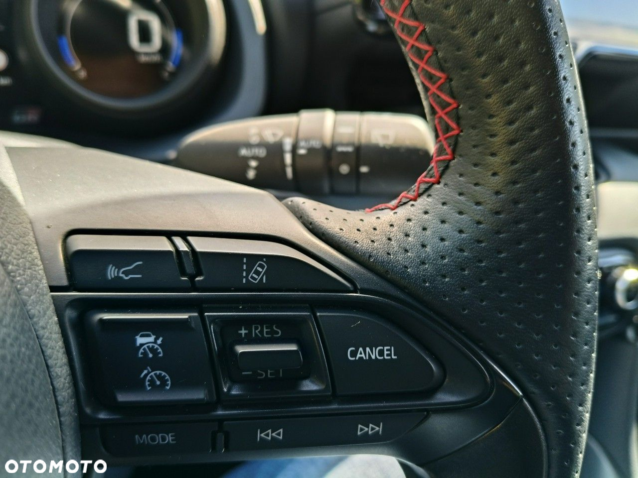 Toyota Yaris - 25